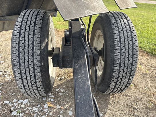 2018 32 FT HEADER TRAILER - 445631,  image number 7