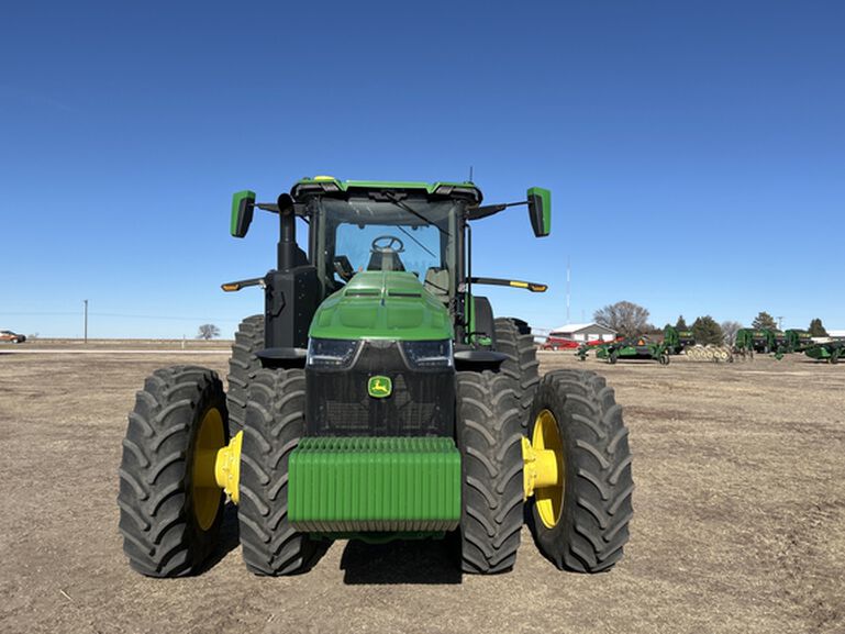 2024 8R 370 - 435490, 