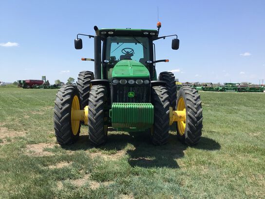 2010 8345R - 418227,  image number 1