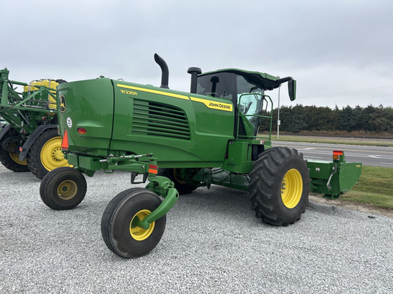 2025 W235R - 442127,  image number 8