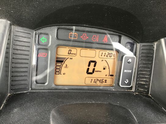 2016 XUV 590I - 437657,  image number 11