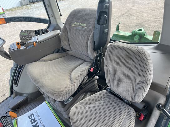 2012 8360R - 421178,  image number 11