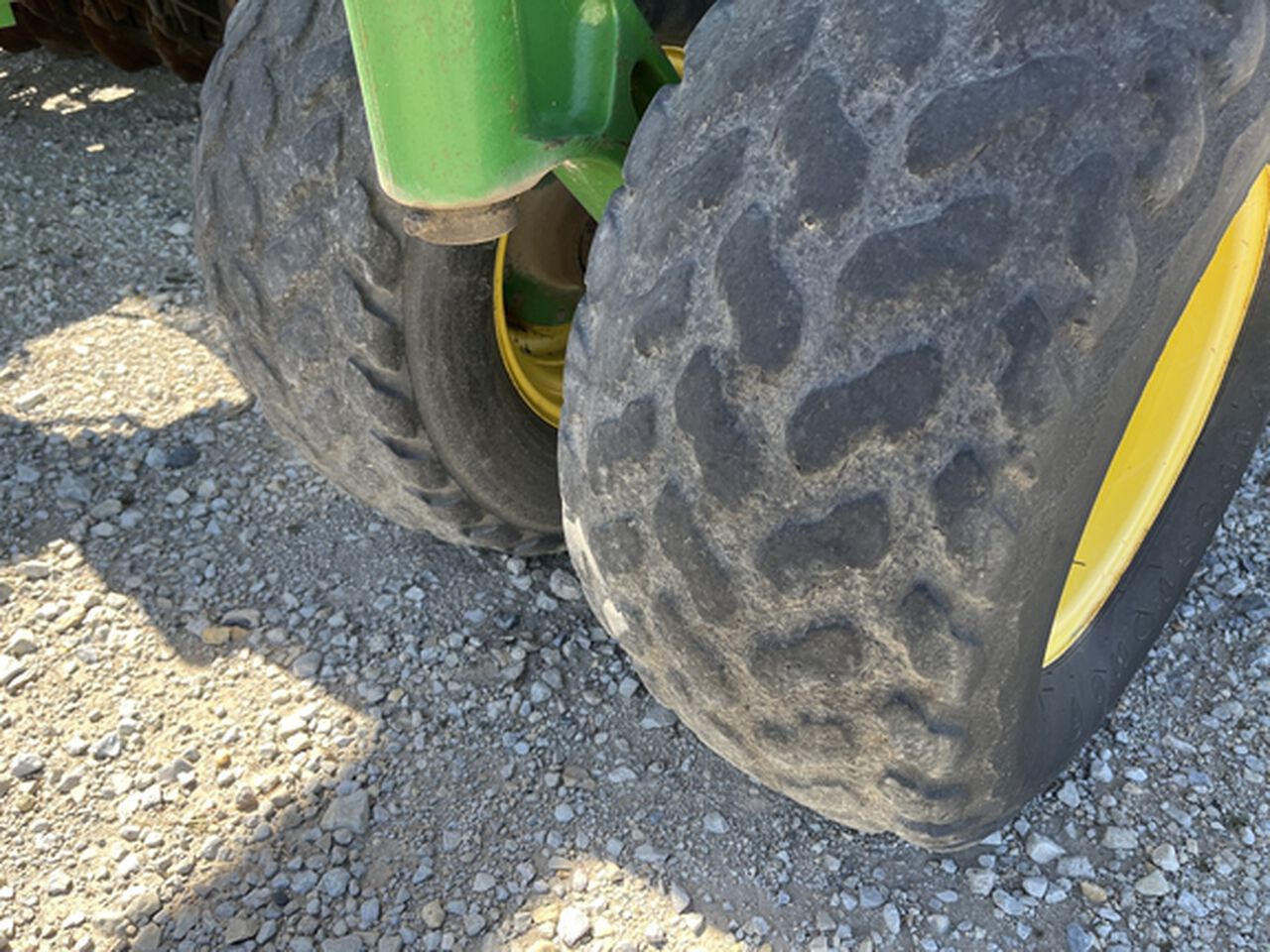 2010 1990 - 405553,  image number 15