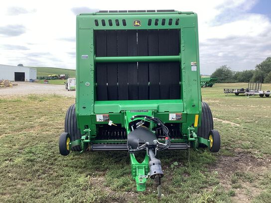 2023 560M - 441539,  image number 1