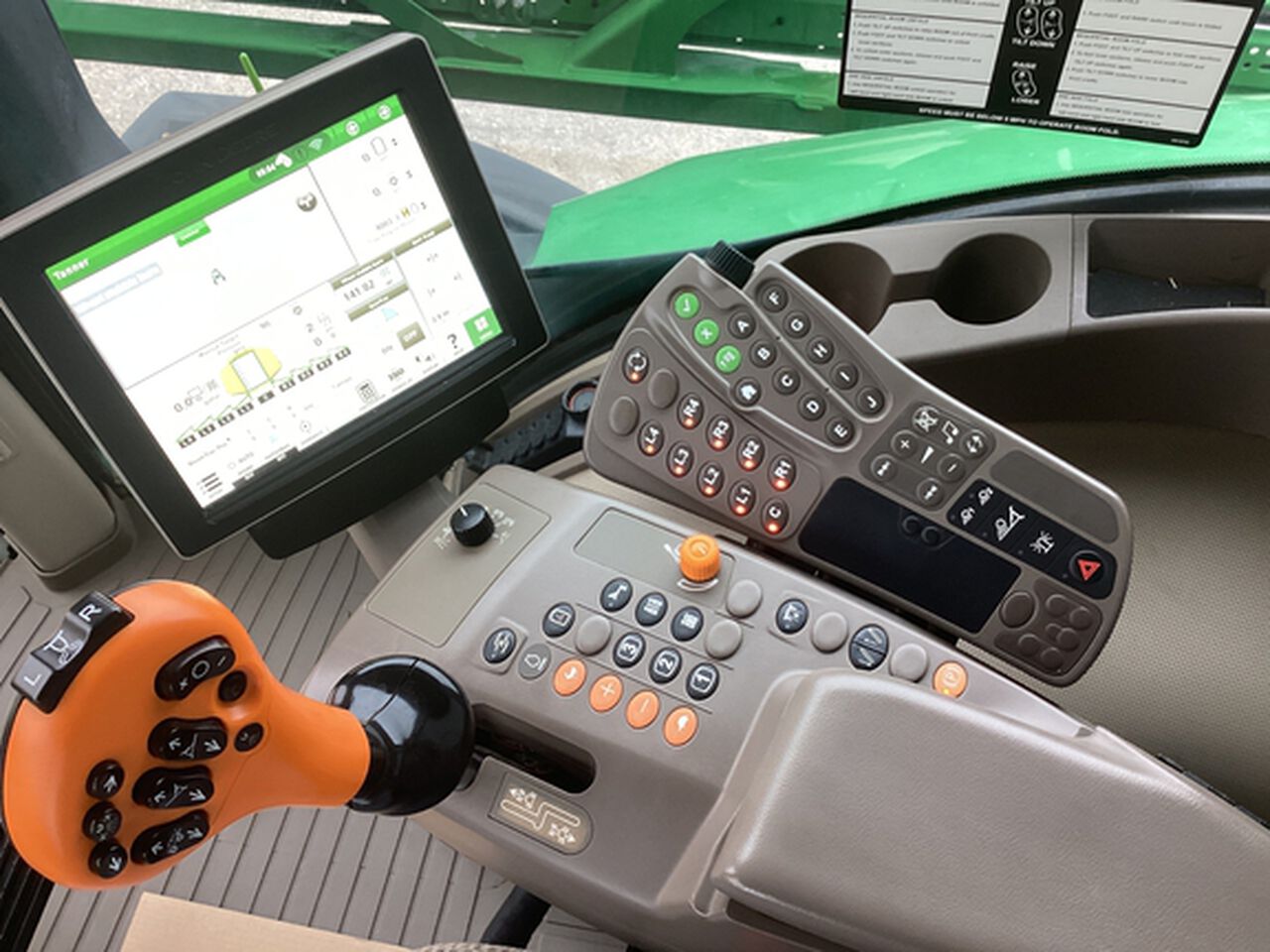 2017 R4038 - 420007,  image number 13