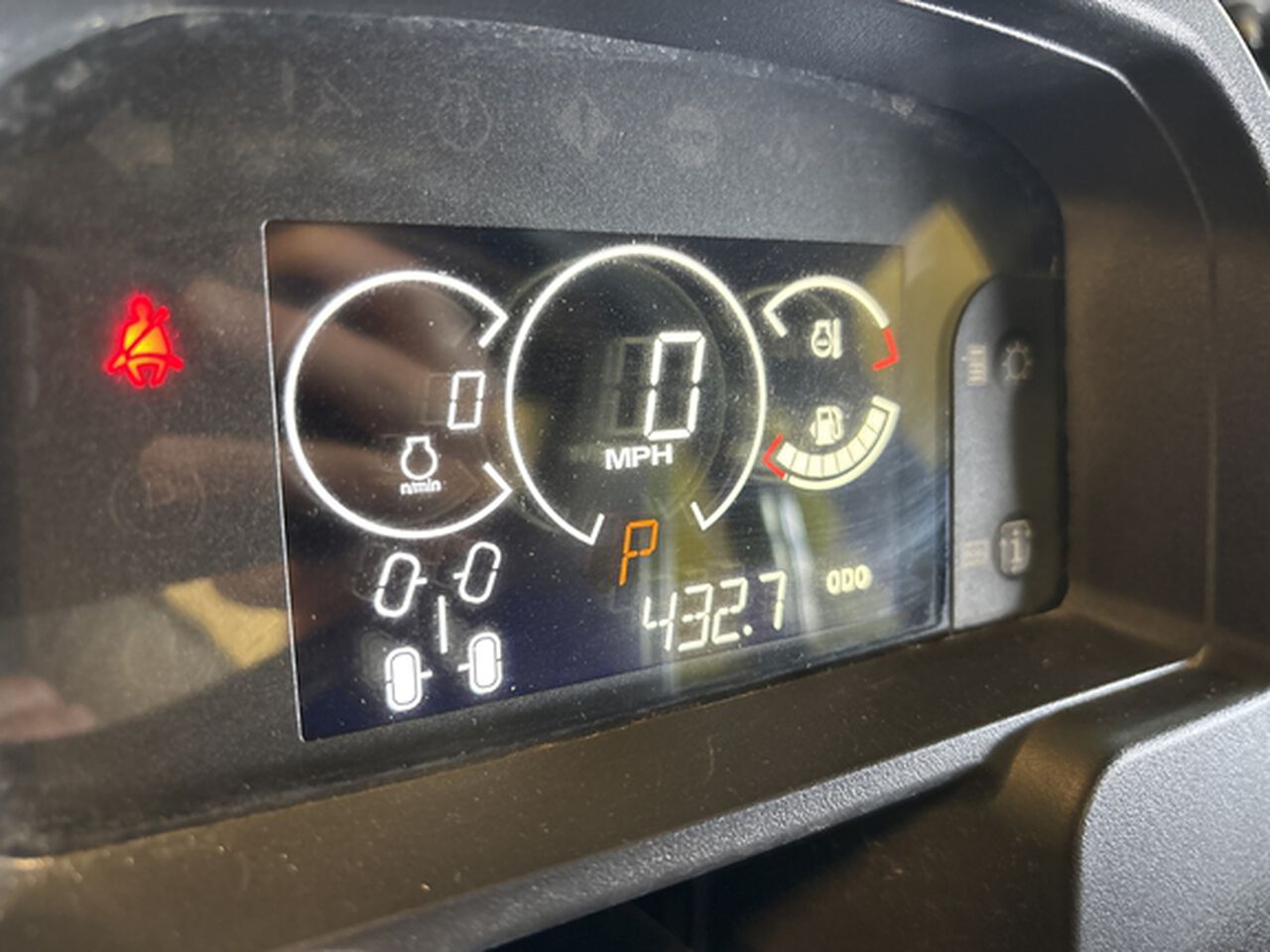 2023 XUV 835M - 412558,  image number 6