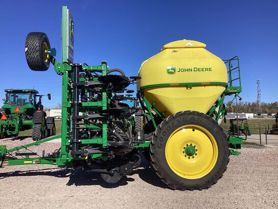 2024 2510H - 438133,  image number 3