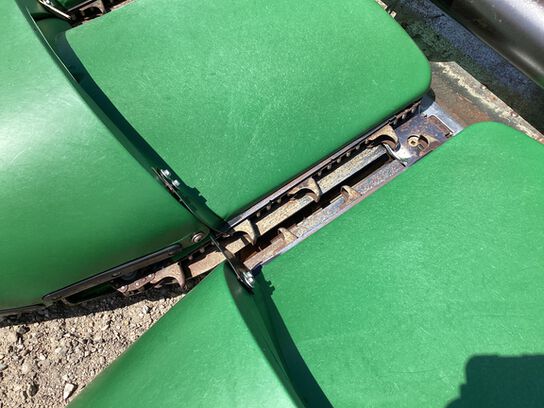 2022 C8R - 440968,  image number 22