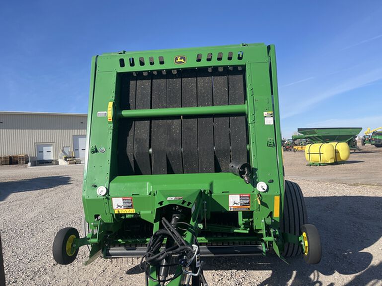 2019 560M - 435496, 