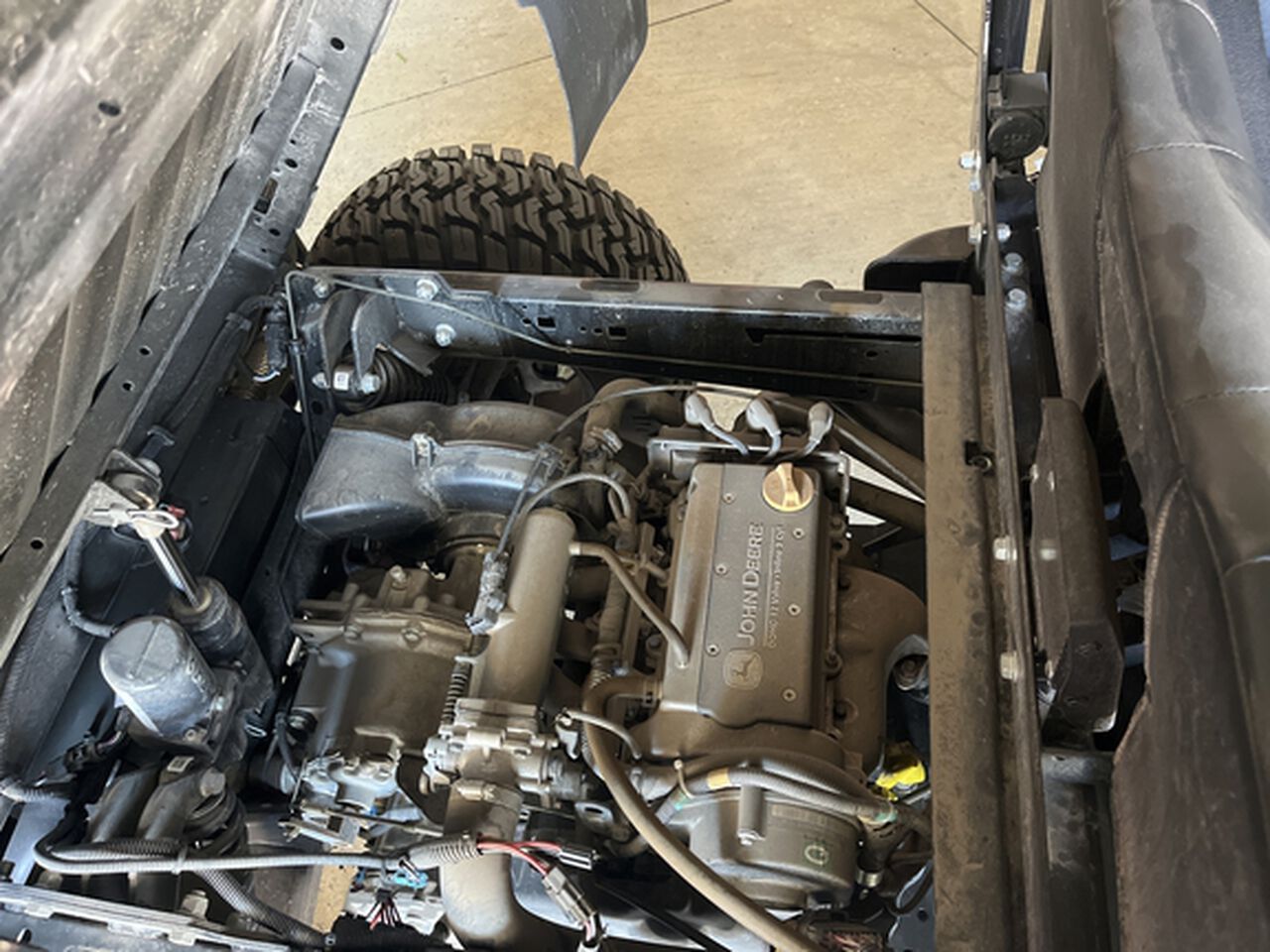 2023 XUV 825M S4 - 411818,  image number 21