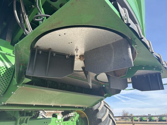 2025 S7 700 - 442020,  image number 22