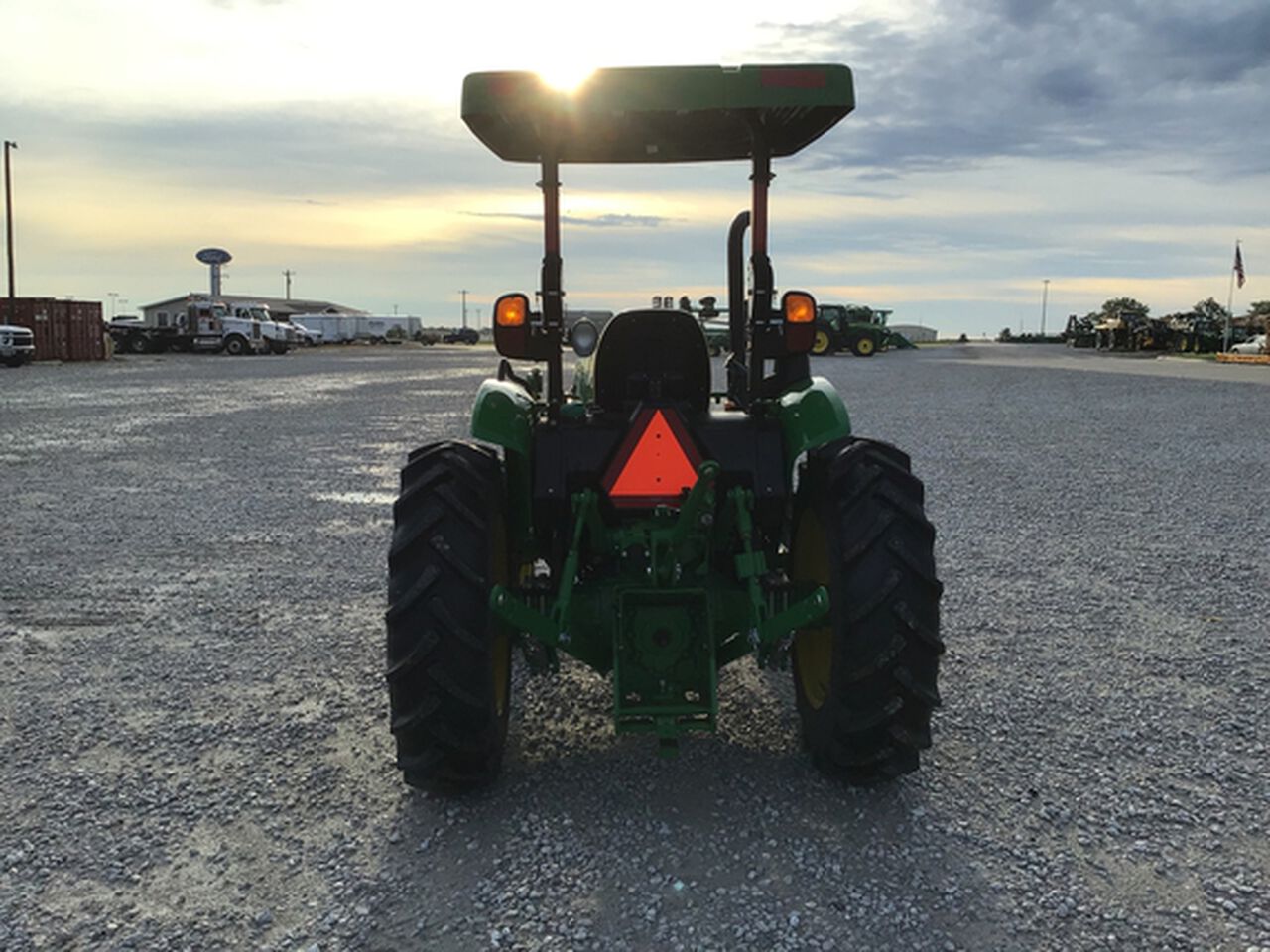 2022 5045E - 437525,  image number 4