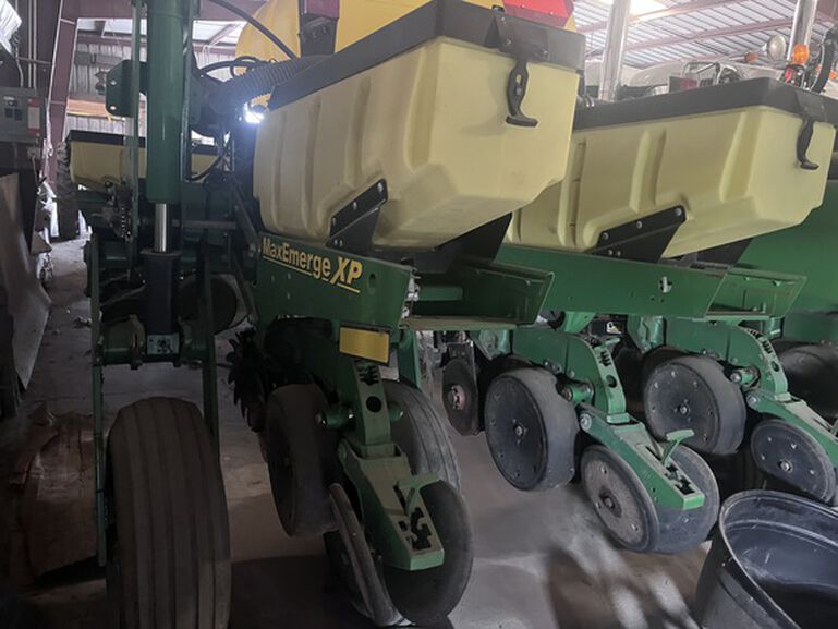 2008 1770NT - 442956, 