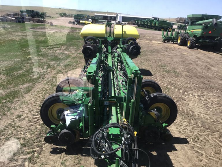 2019 1775NT - 438093, 