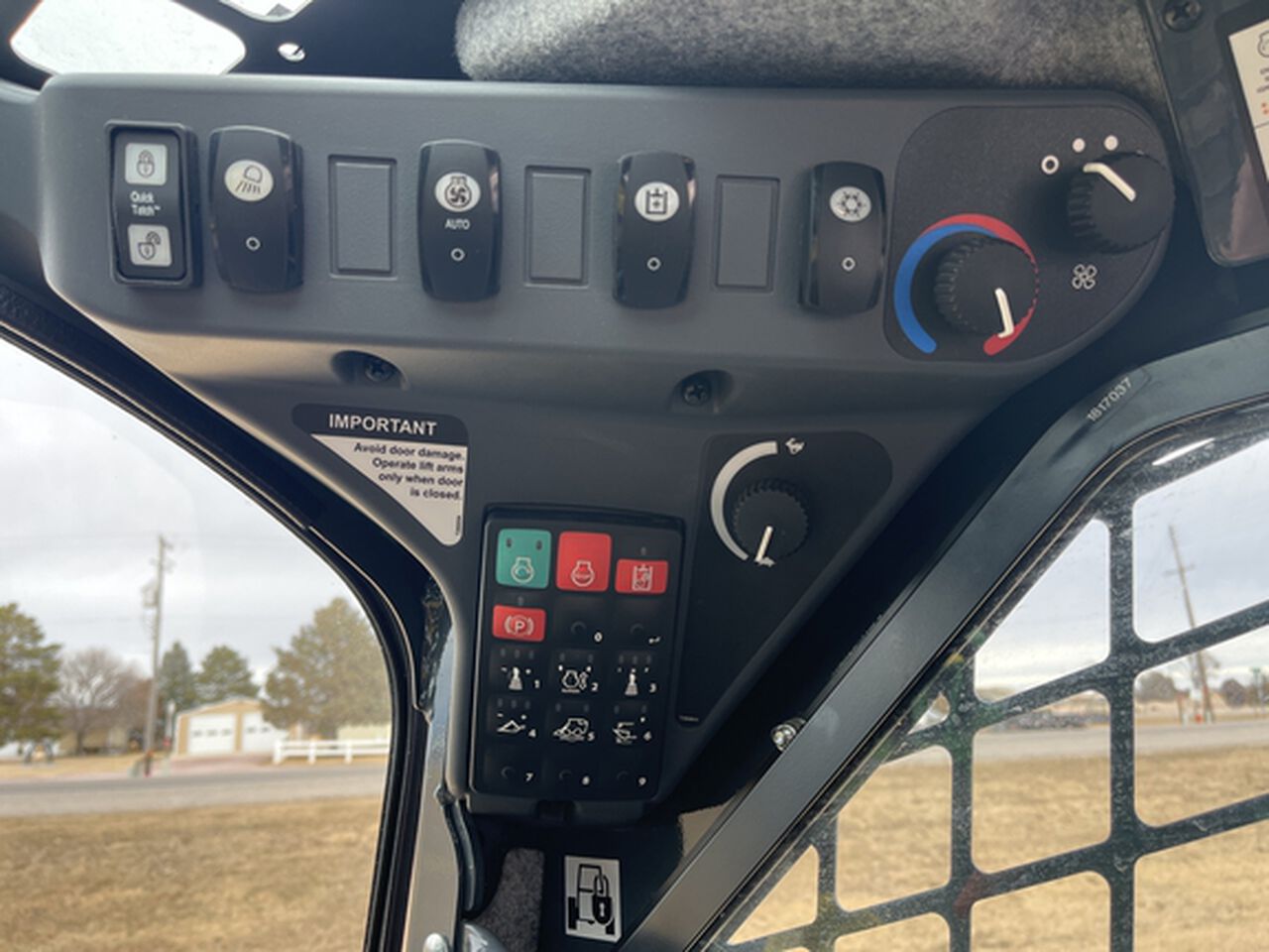 2023 320G - 441333,  image number 8