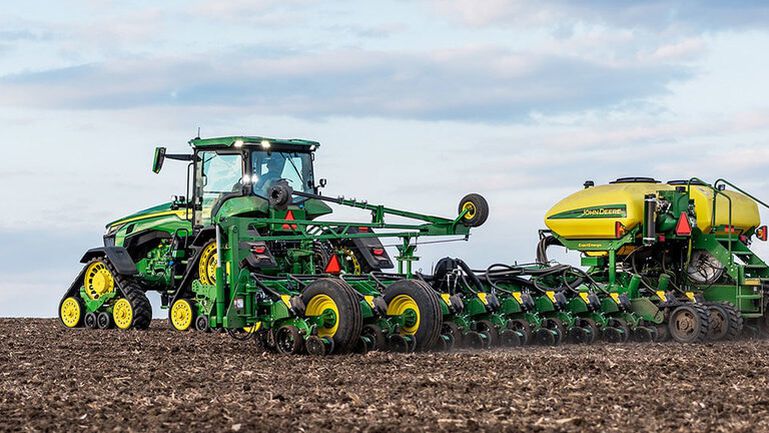 8RX 310 Four-Track Tractor, 