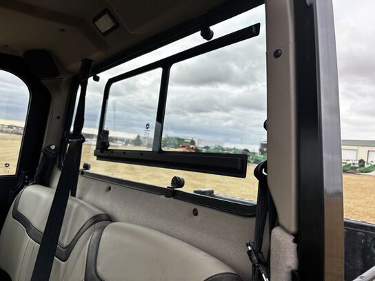 2024 XUV835R - 428283,  image number 25