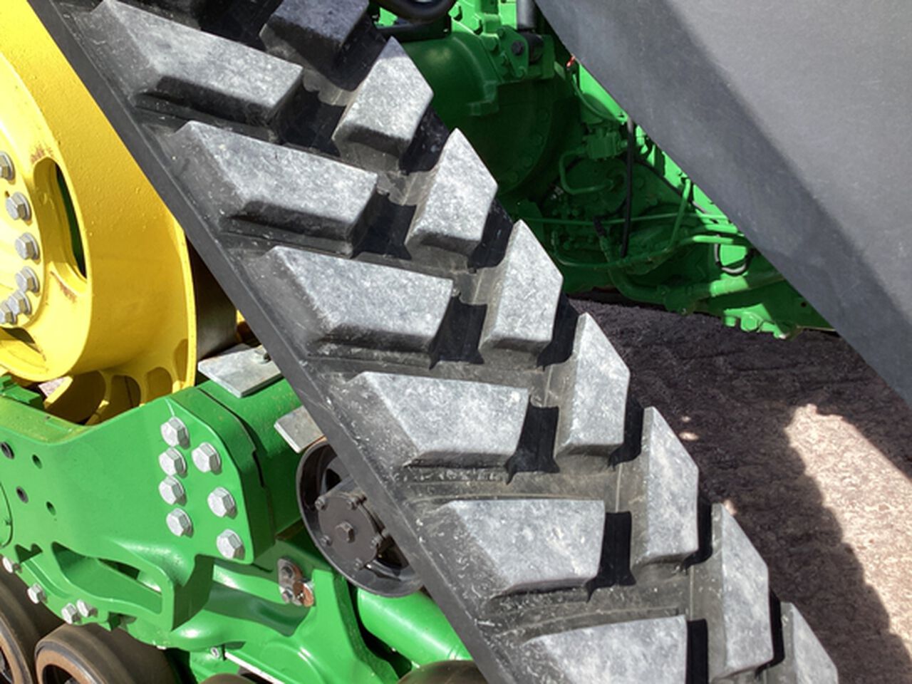 2024 8RX 410 - 442068,  image number 23