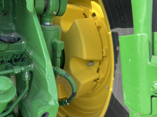 2017 8370R - 441497,  image number 19