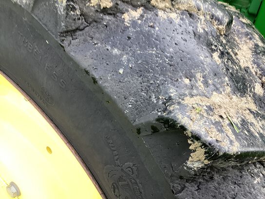 2012 8335R - 440418,  image number 34