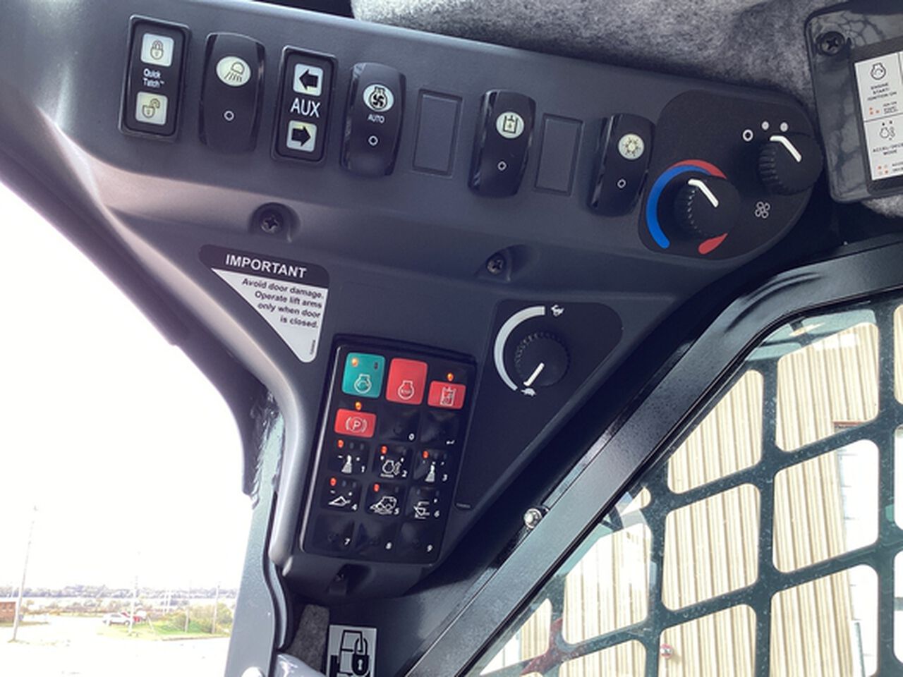 2024 324G - 440308,  image number 14