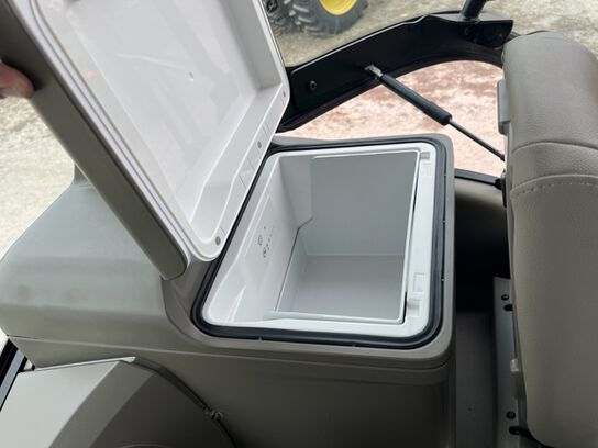 2024 8RX 410 - 435493,  image number 16