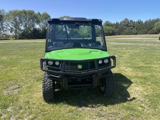 2023 XUV 835M - 437965,  image number 1