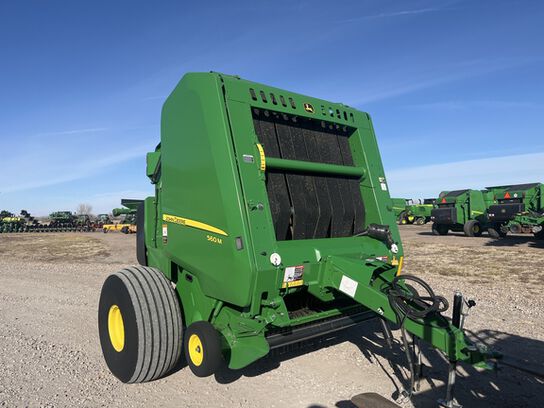 2019 560M - 435496,  image number 2