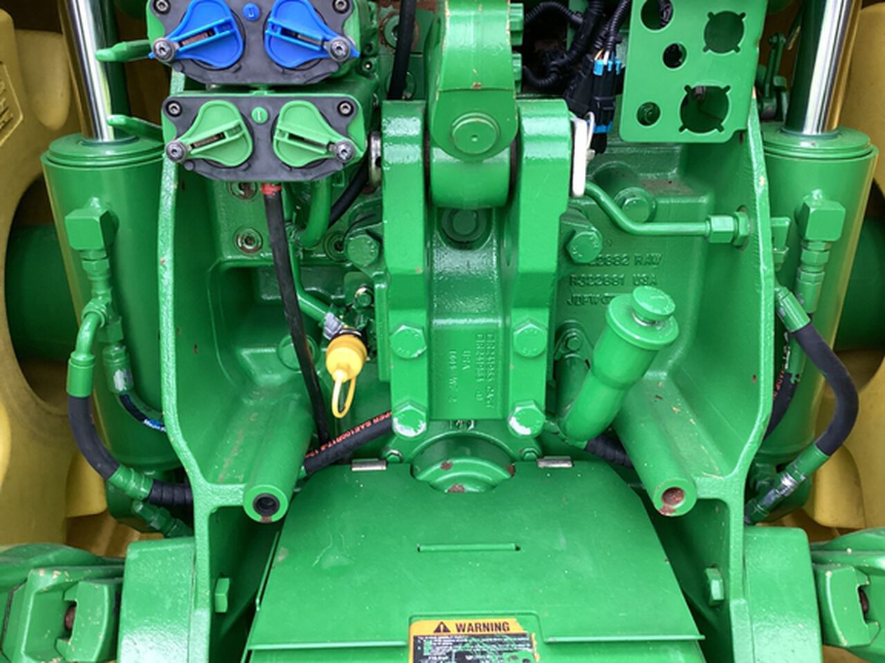 2012 8335R - 440418,  image number 20