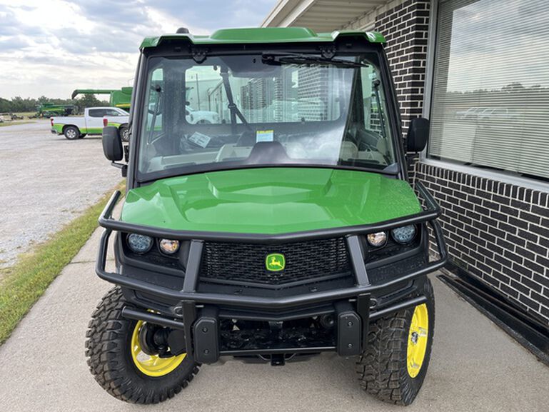 2027 XUV 845R - 446464, 