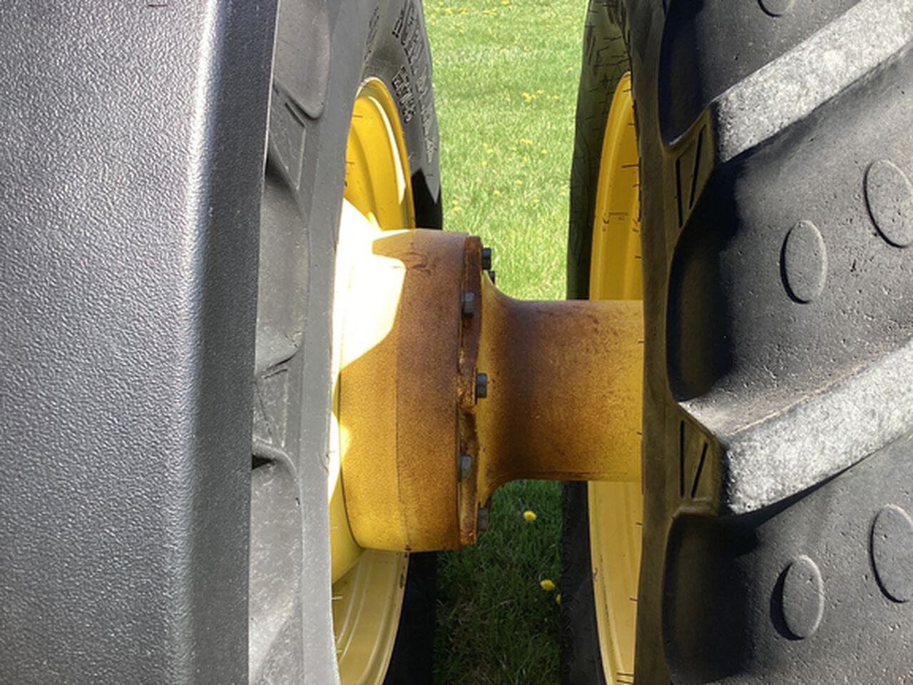 2010 8345R - 420194,  image number 25