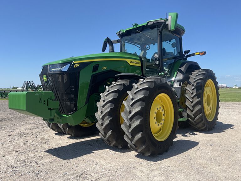 2023 8R 370 - 439766, 