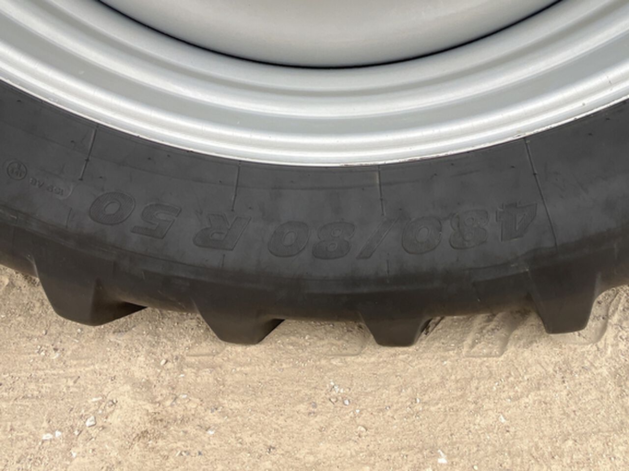 2011 8670 - 440764,  image number 20