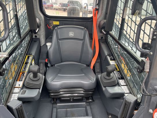 2023 320G - 441333,  image number 6