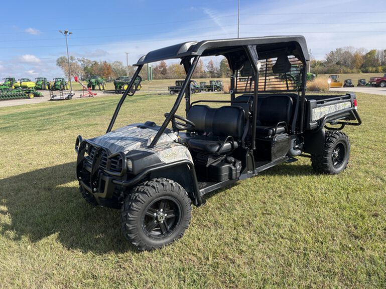 2015 XUV 825I S4 - 415000, 