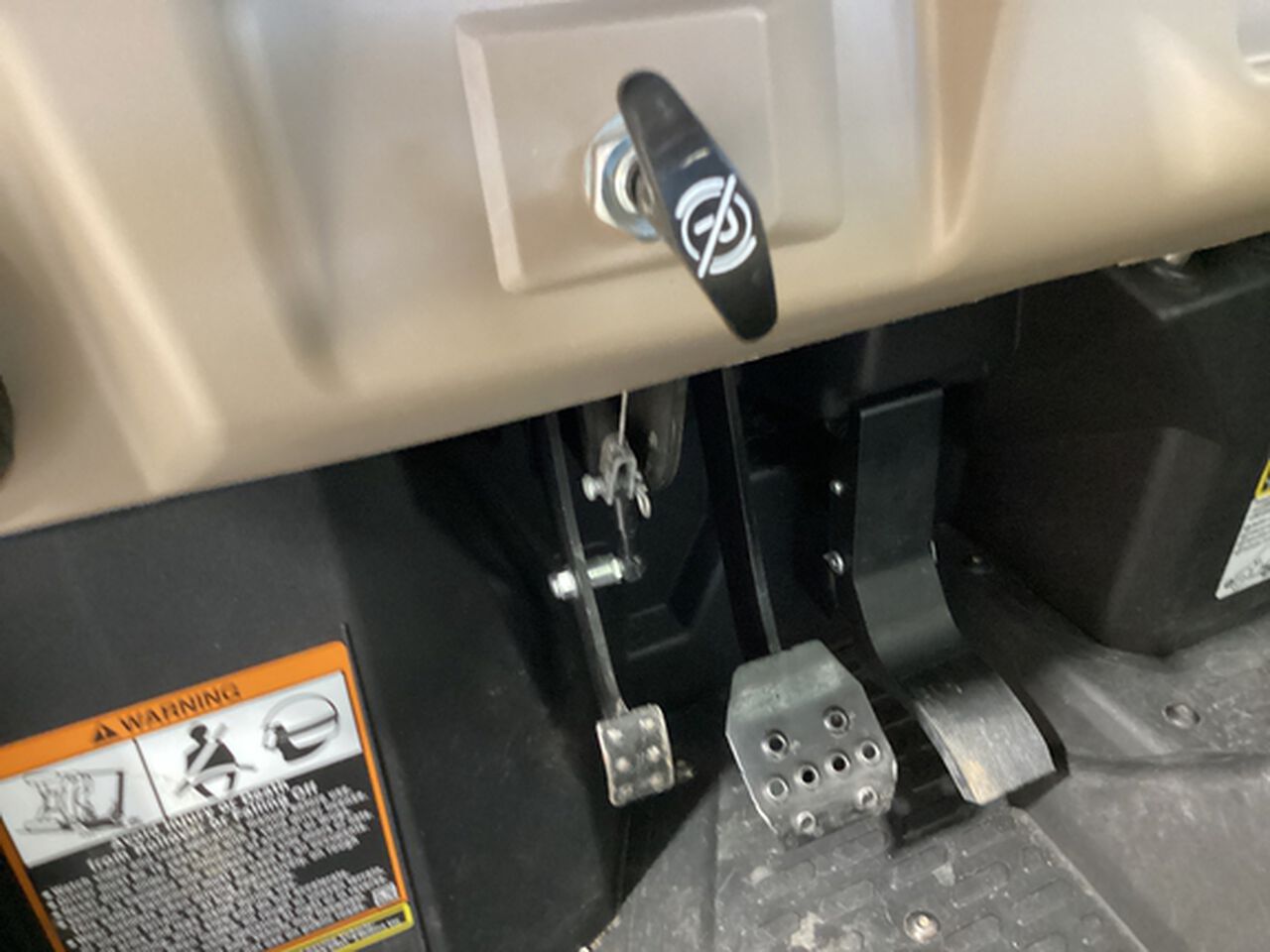 2020 XUV 835R - 430012,  image number 18