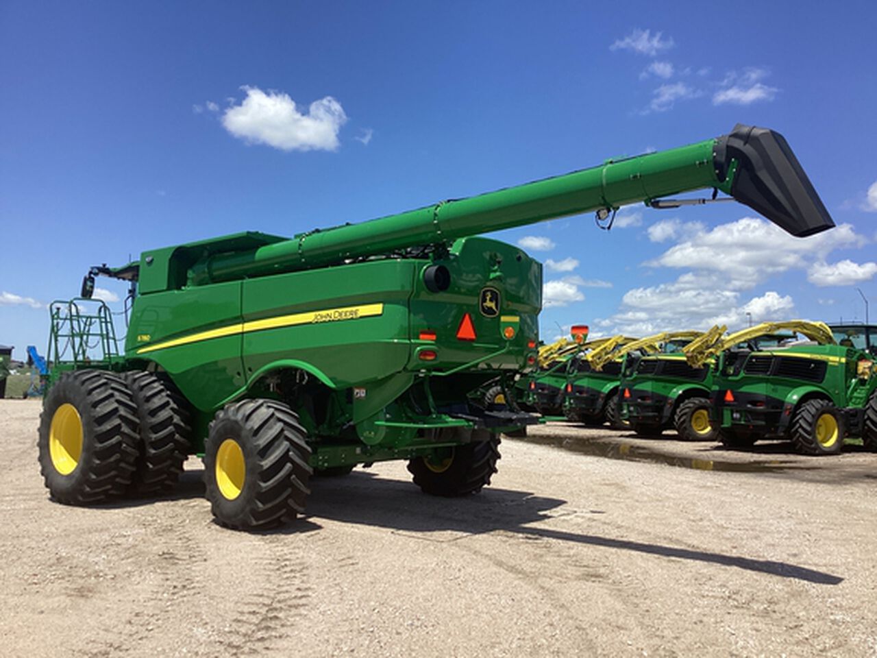 2024 S780 - 436806,  image number 3