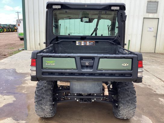 2018 XUV 835R - 439448,  image number 4
