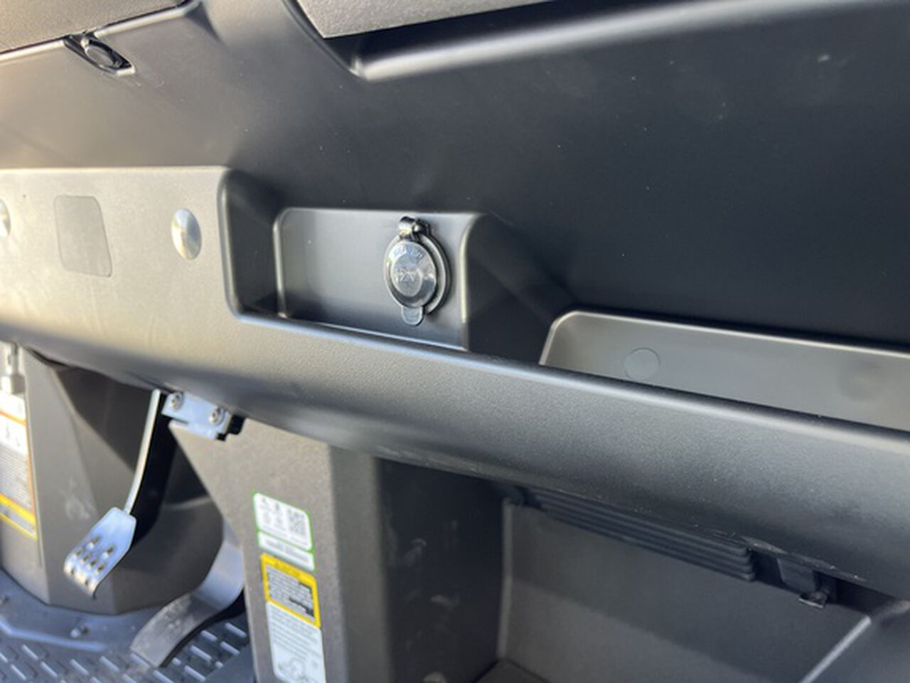 2027 XUV 845M - 446471,  image number 17