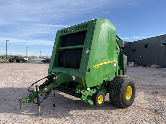 2018 560M - 444204,  image number 0