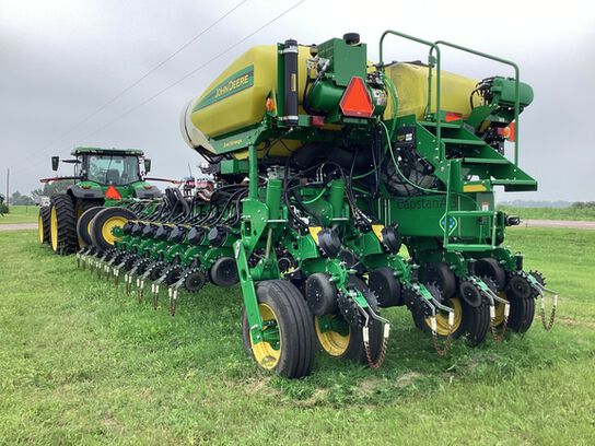 2020 1775NT - 423602,  image number 3