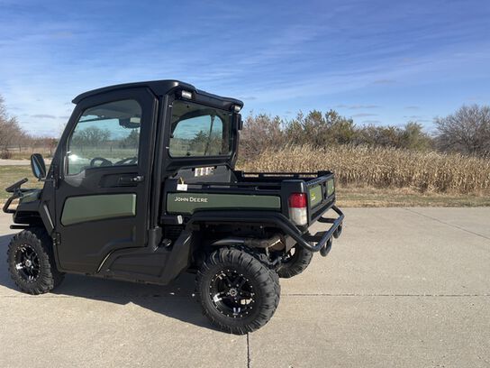 2021 XUV 835R - 438768,  image number 3