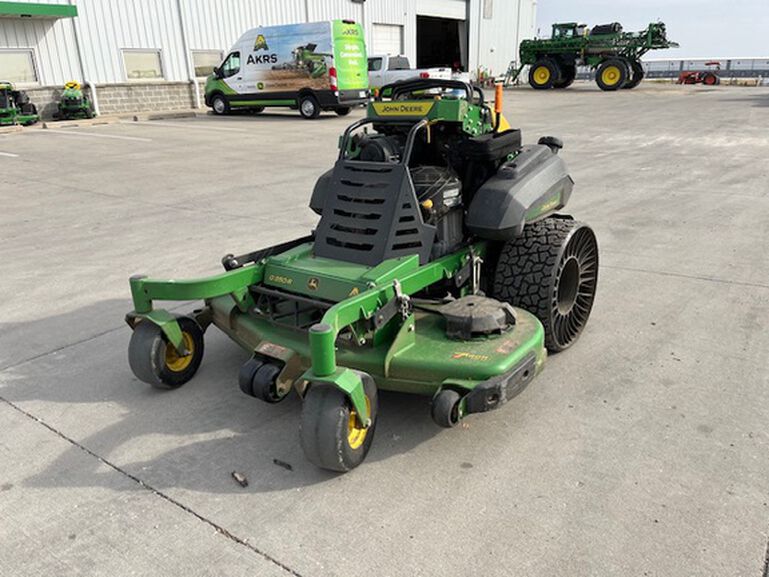 2024 Q850R - 437830, 