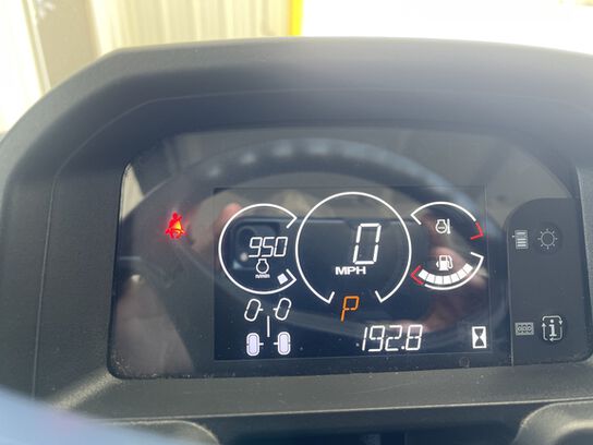 2023 XUV835M - 412941,  image number 11