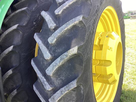 2010 8345R - 420194,  image number 32