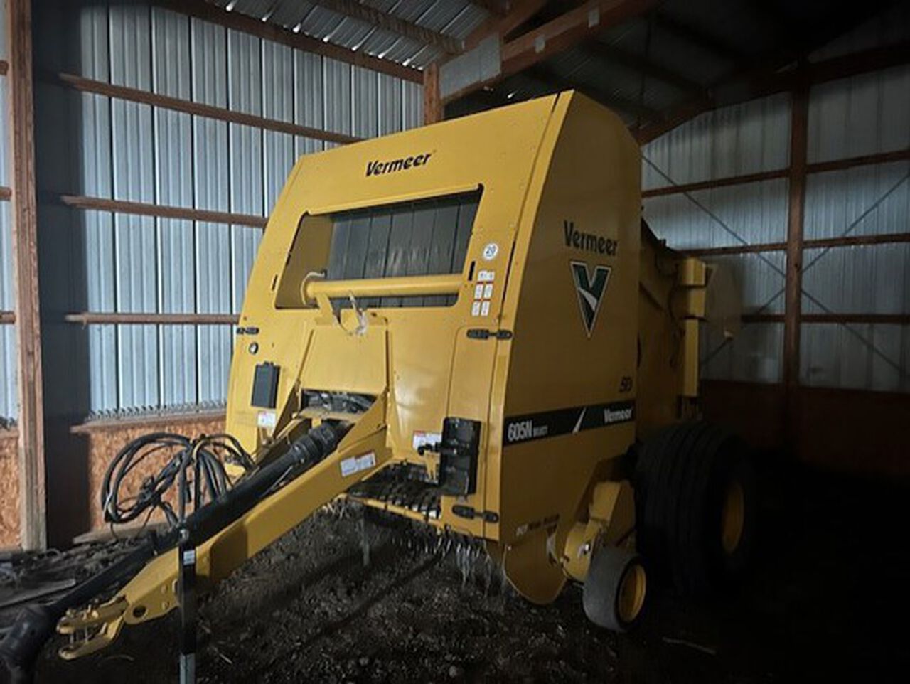 2023 605N - 444626,  image number 1