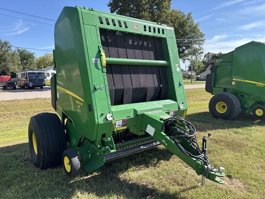 2019 560M - 448613,  image number 1