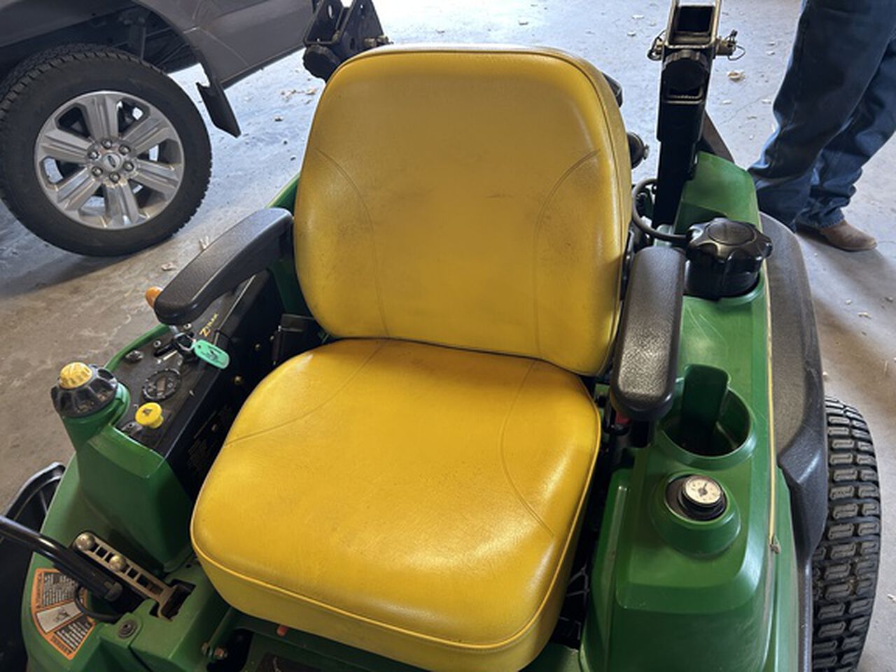 2010 Z930A - 445105,  image number 2