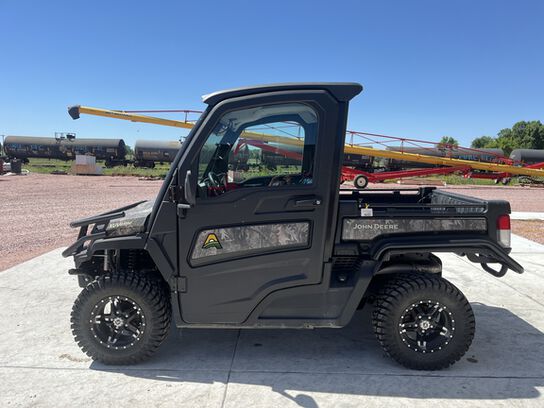 2023 XUV835M - 412941,  image number 6