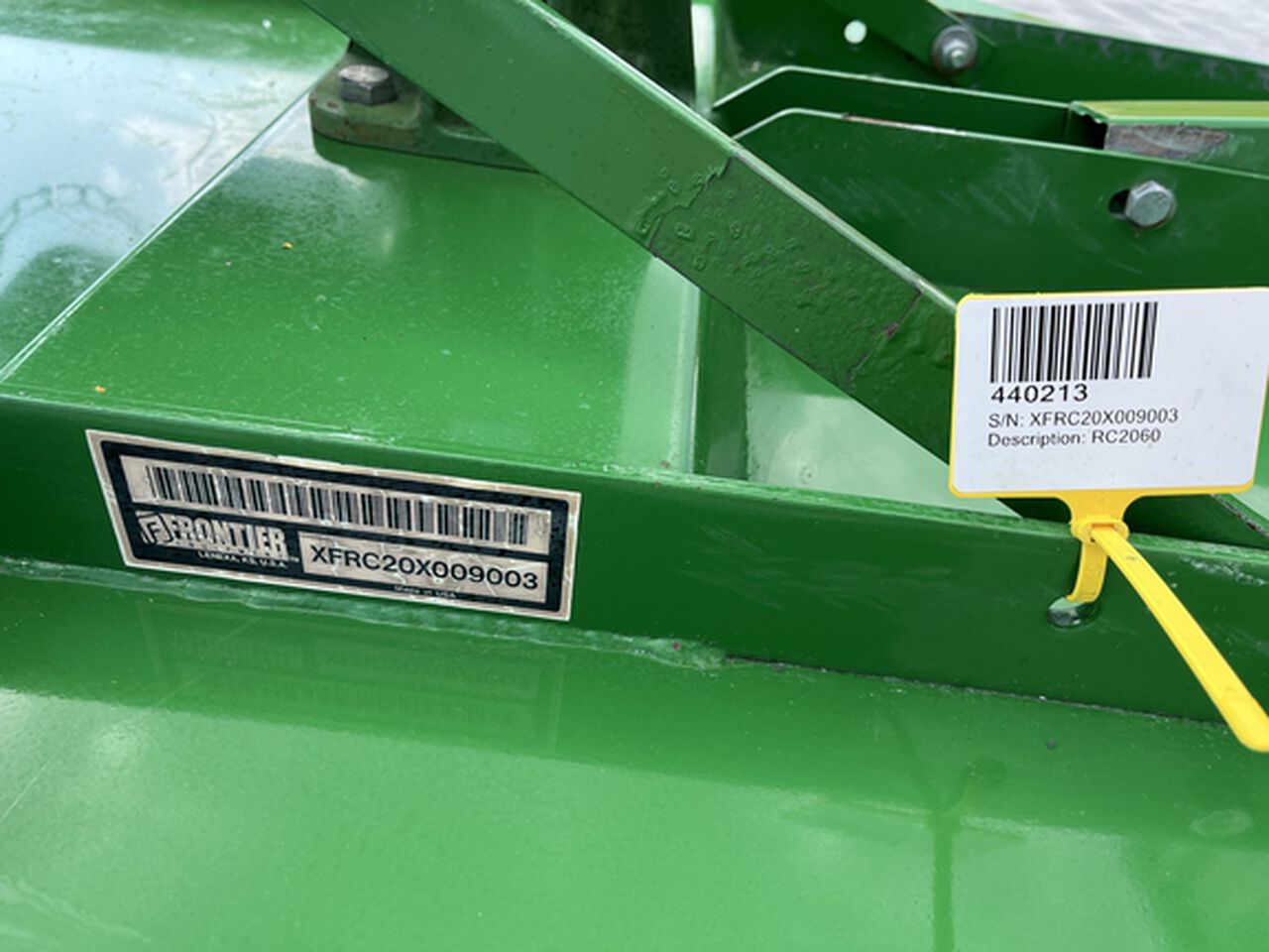 2010 RC2060 - 440213,  image number 11